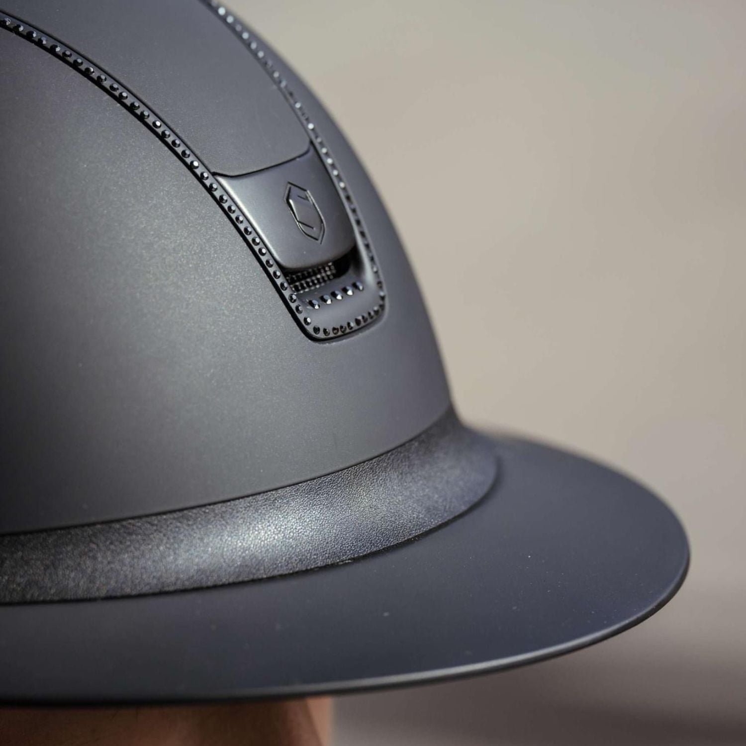 Miss Shadowmatt with 300 Swarovski Trim