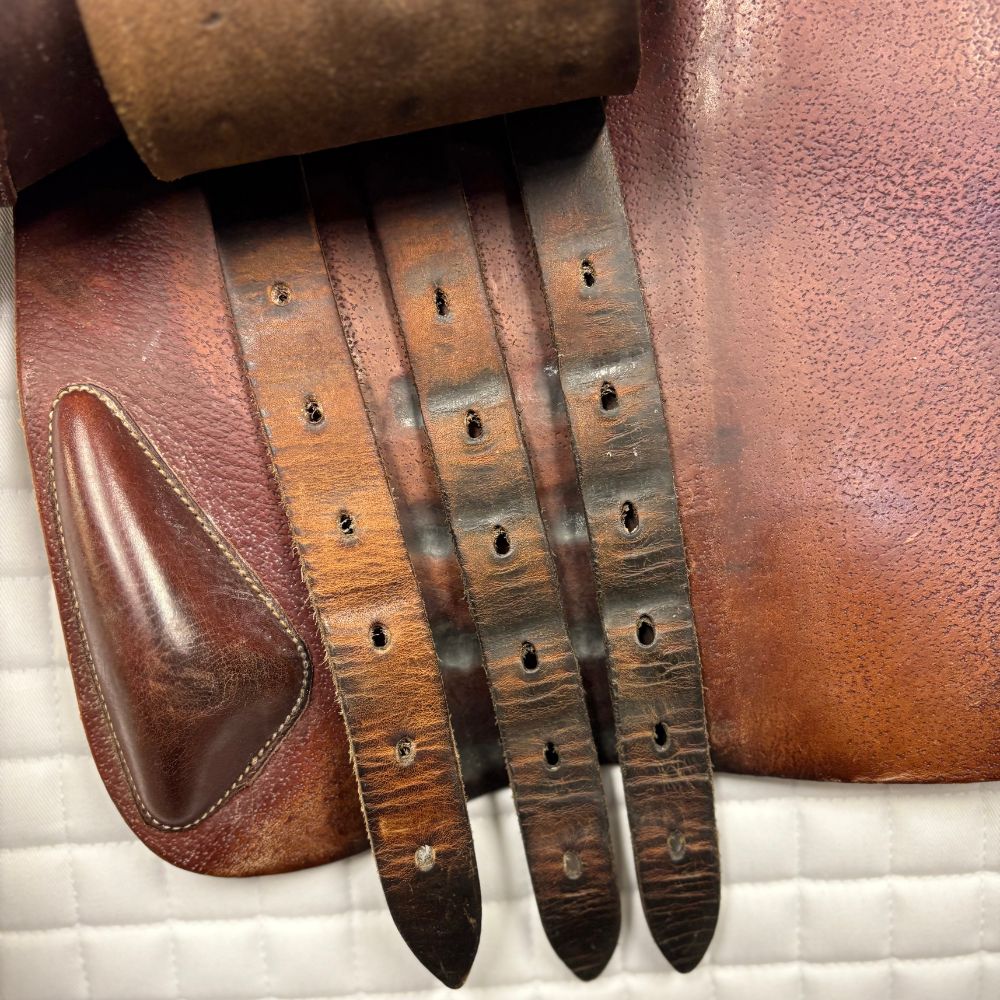 Second Hand Biarritz O | Medium Brown | 17.5"