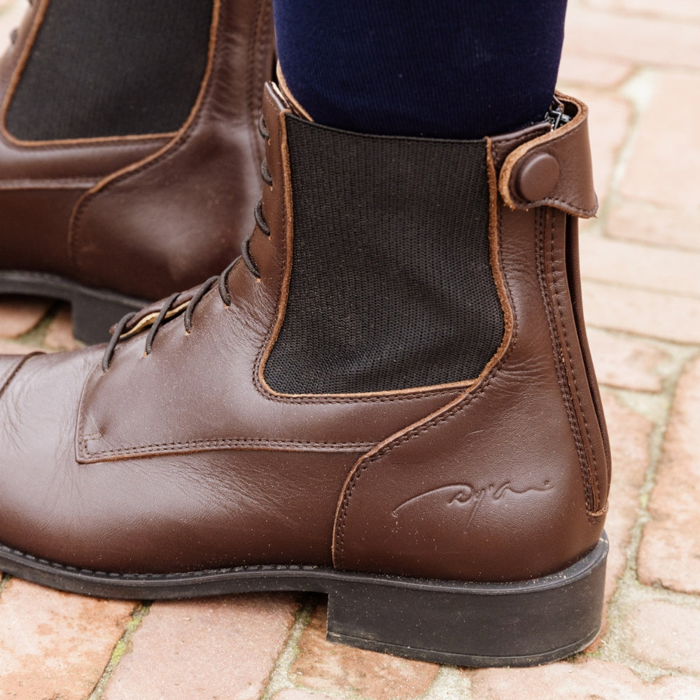 Short Boots Front Laces | Brown