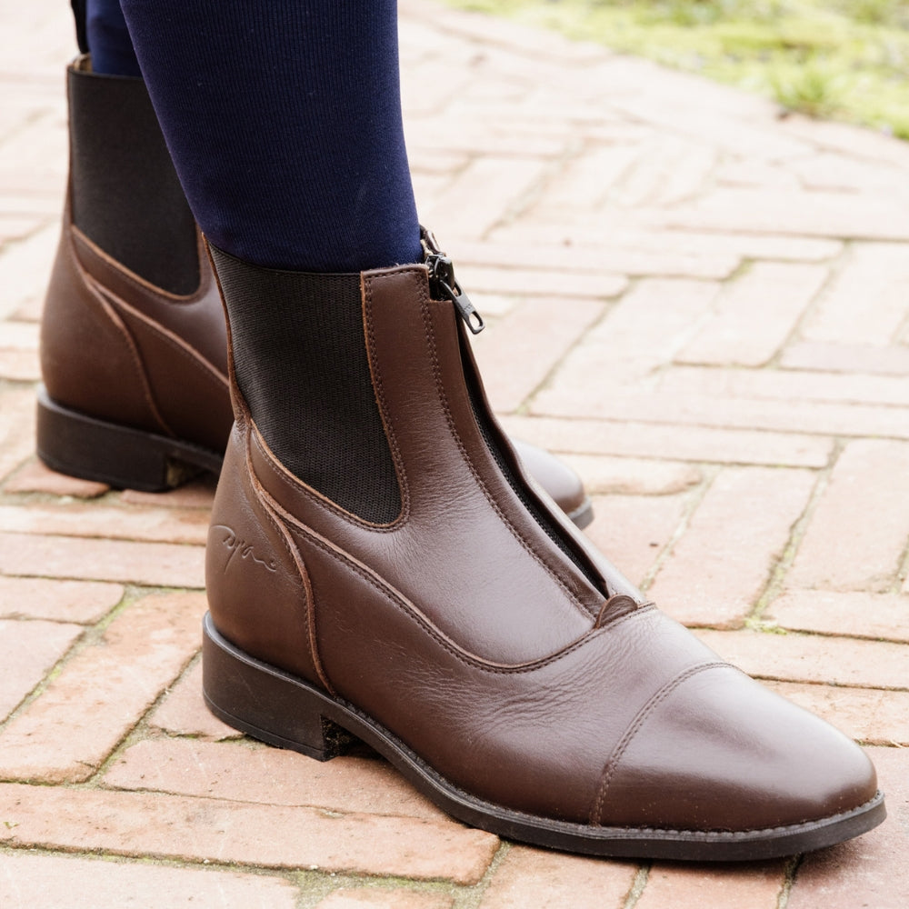 Short Boots Front Zipper | Brown