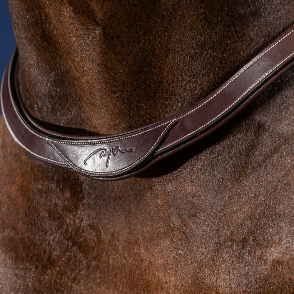 New English Breast Collar