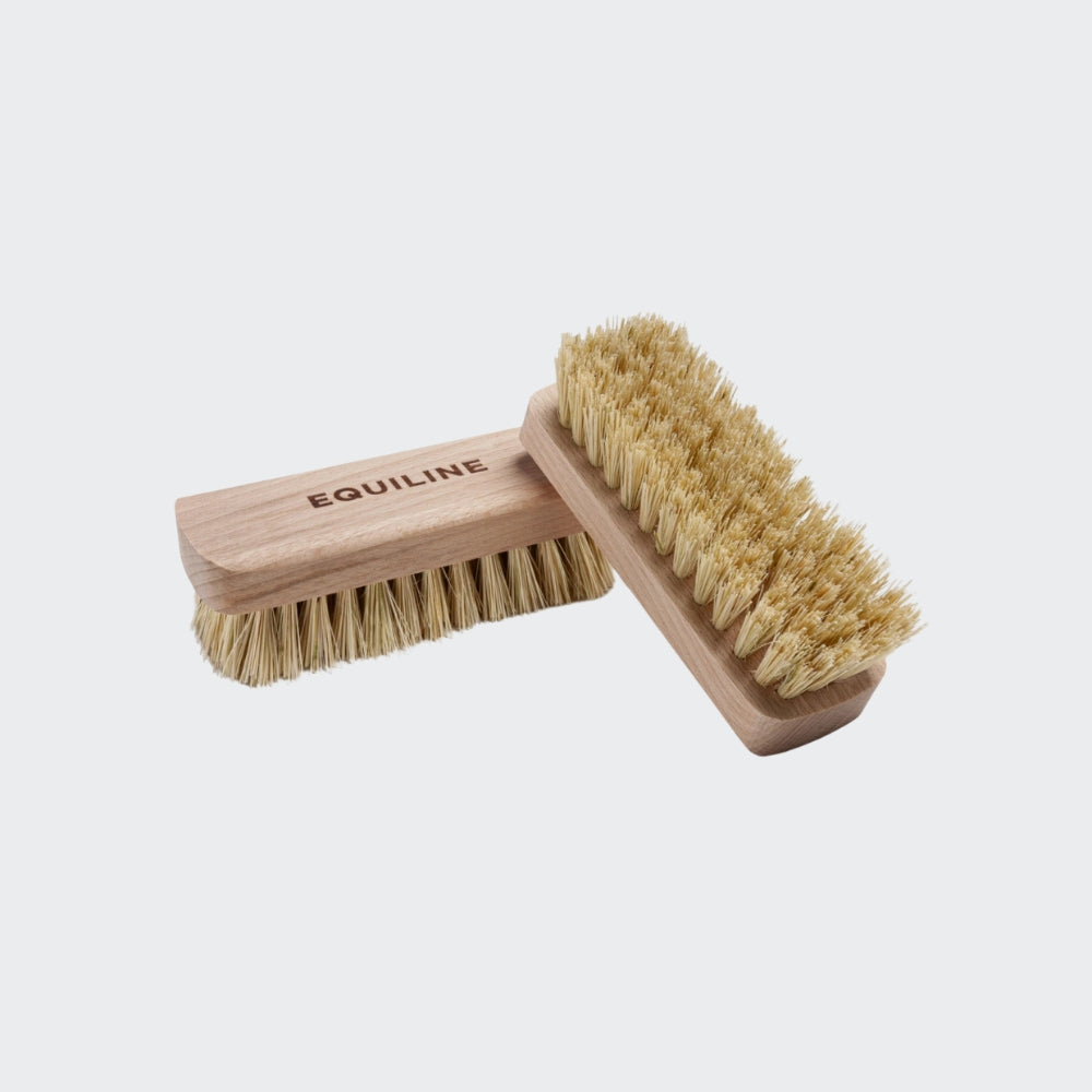 Helmet & Airbag Brush