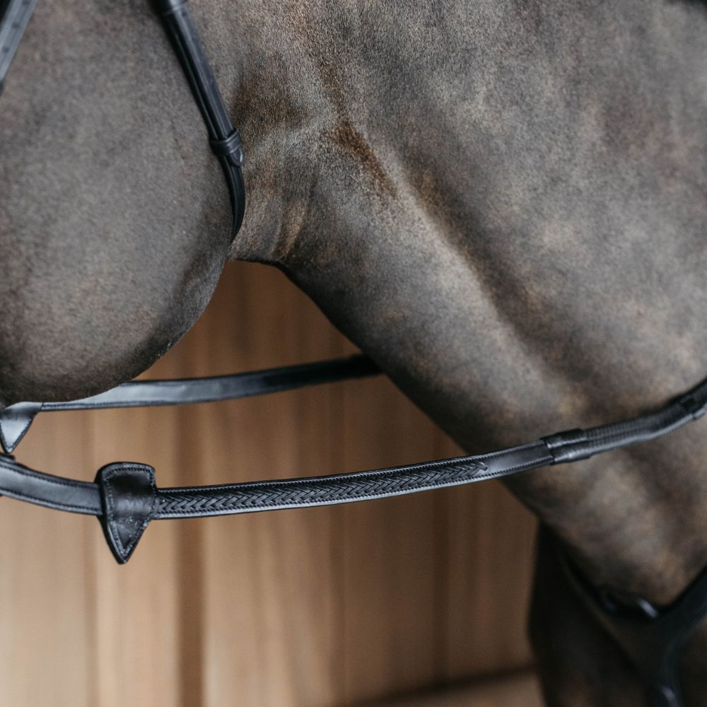 New English Collection Rubber Reins with 7 Leather Loops and Plaited Finish
