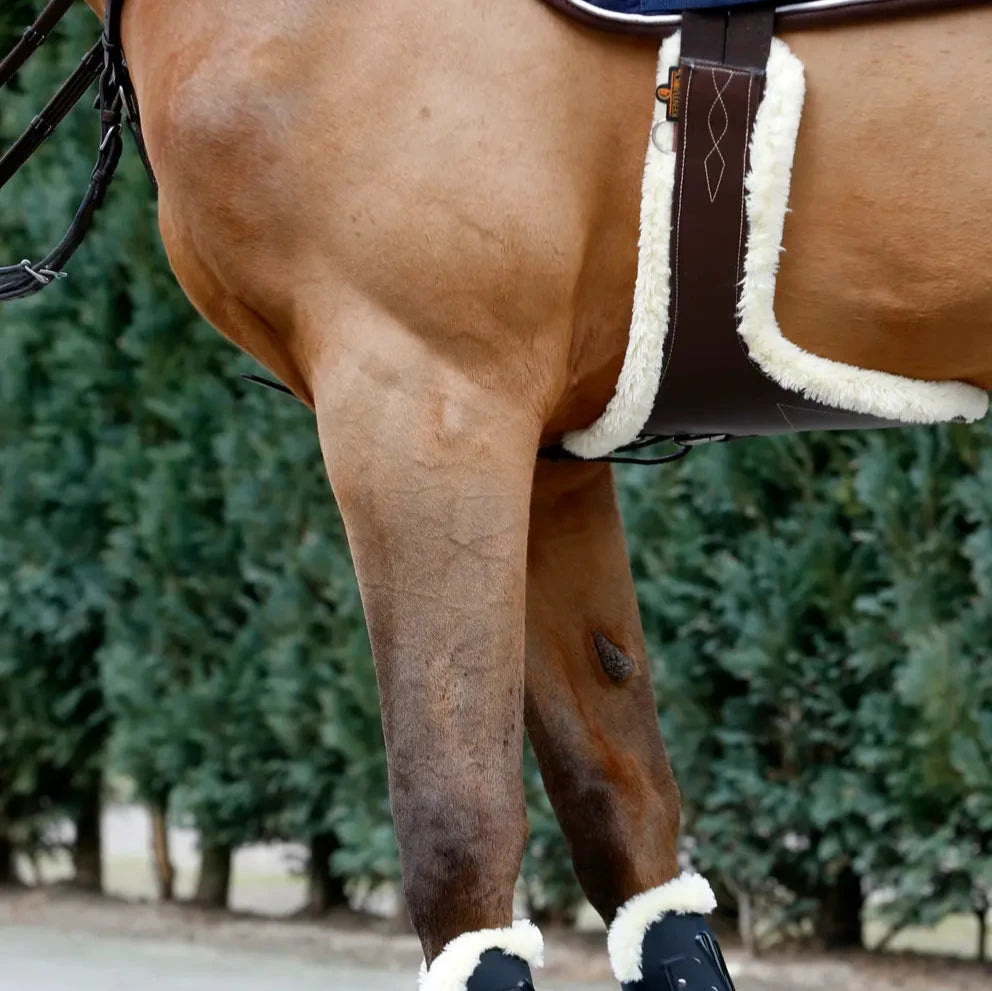 Sheepskin Stud Girth - Brown