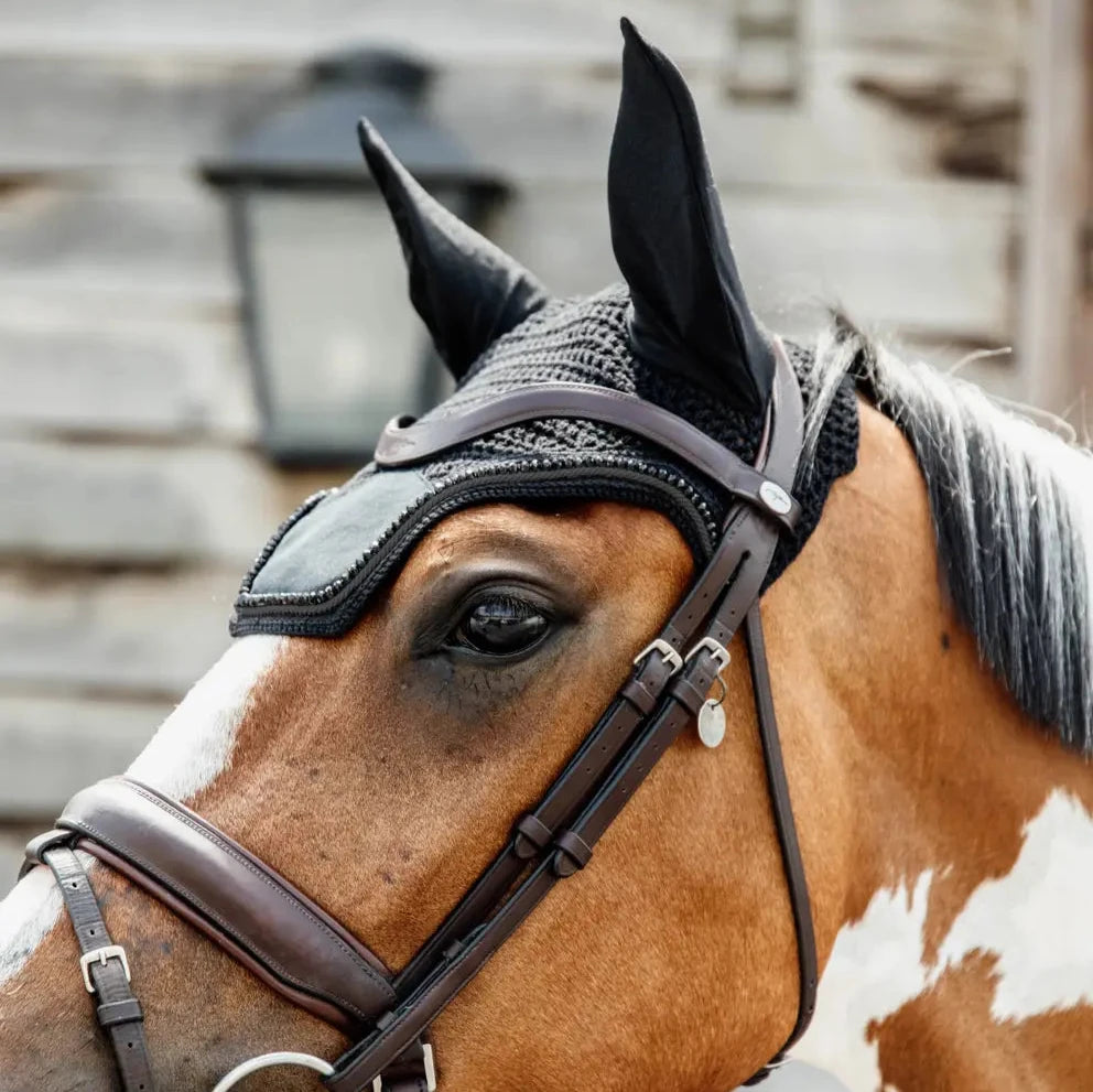 Fly Hood Wellington Velvet Pearls - Black