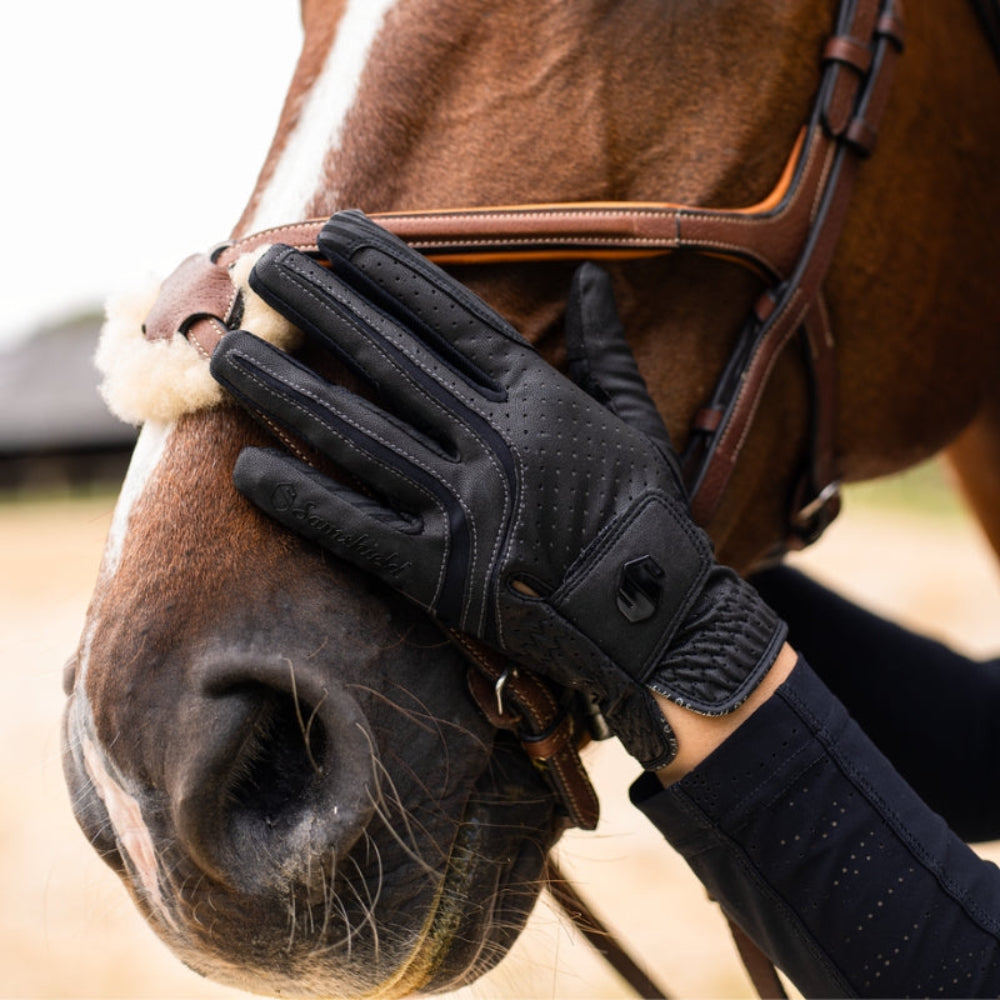 V-Skin Blazon Gloves | Black
