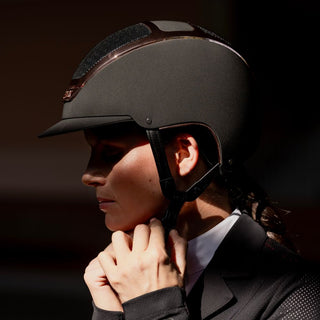 Dogma Chrome Riding Helmet | Black | Everyrose