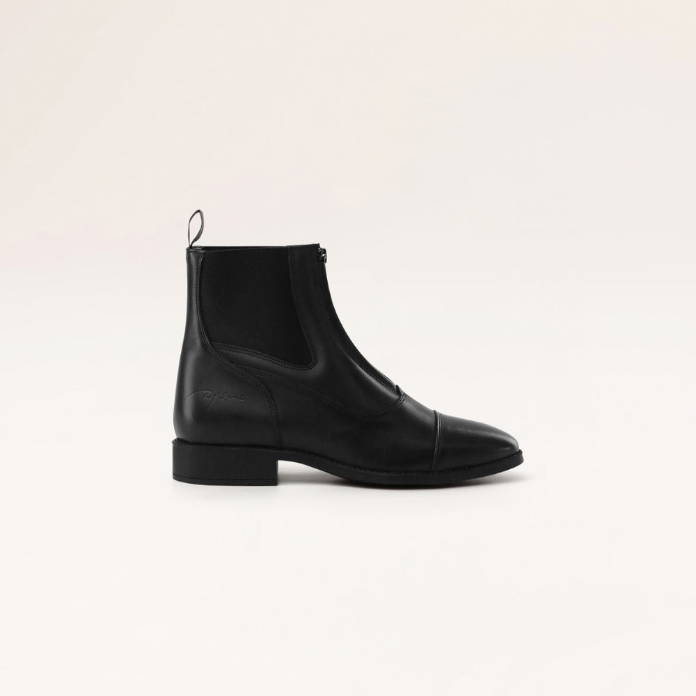 Short Boots Front Zipper | Black