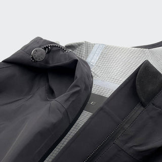 Ladies Heat-Sealed Breathable Rain Coat | Black