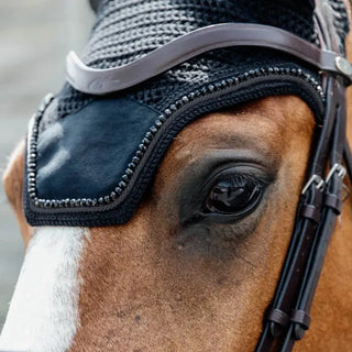 Fly Hood Wellington Velvet Pearls - Black