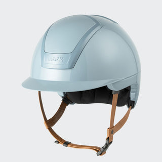 Nemesi Shine | Light Brown Chinstrap | Soft Blue