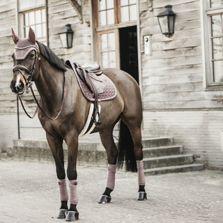 product shot image of the Saddle Pad Velvet Jumping - Light Purple