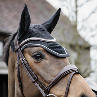 product shot image of the Wellington Basic Velvet Fly Hood - Black